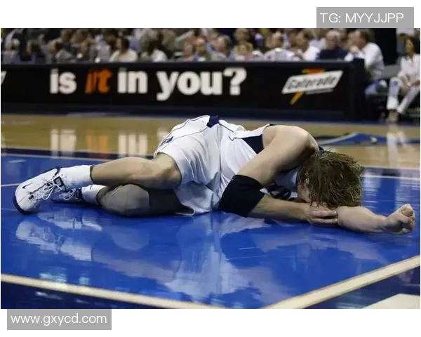 2017年勇士与小牛精彩对决全场回放重温经典瞬间与赛场激情