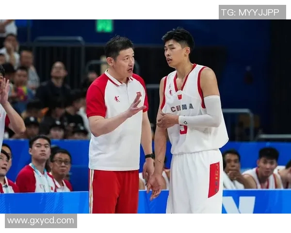 中国男篮与波兰首发阵容对比分析及比赛前瞻